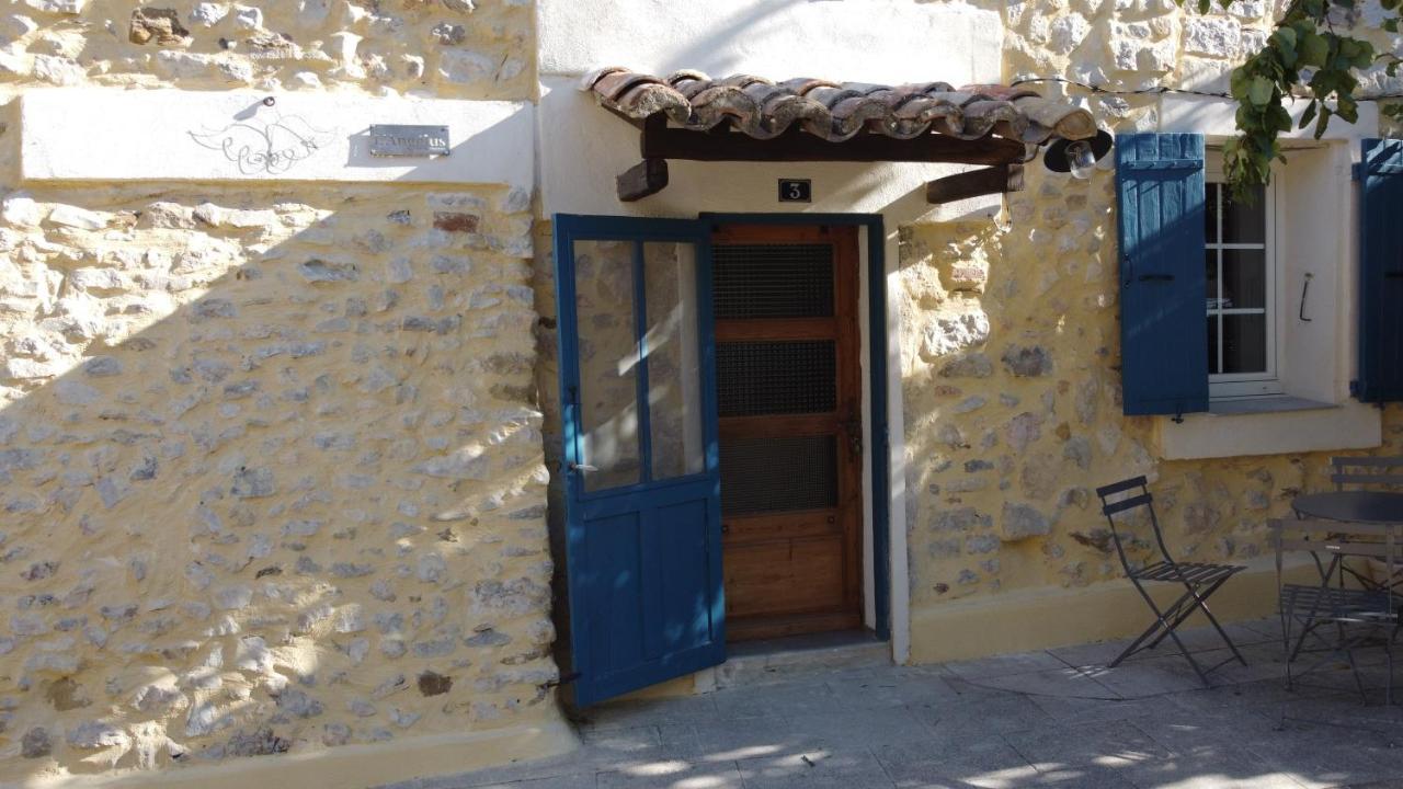 L'Angelus, Gite De Charme Au Coeur Du Vieux Village De Sablet Exteriör bild