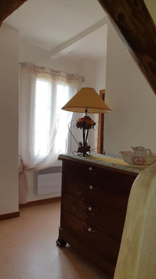 L'Angelus, Gite De Charme Au Coeur Du Vieux Village De Sablet Exteriör bild