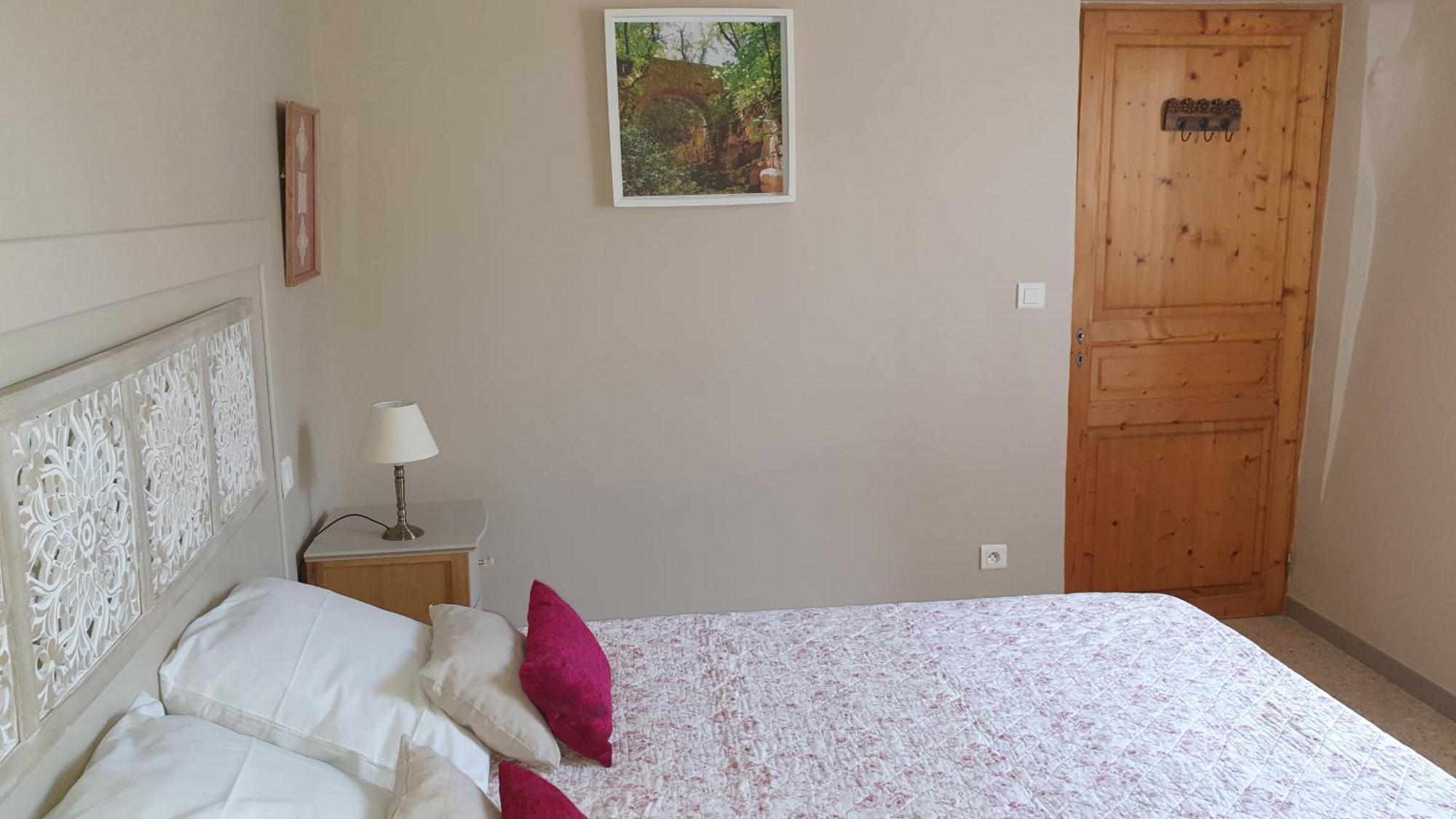 L'Angelus, Gite De Charme Au Coeur Du Vieux Village De Sablet Exteriör bild
